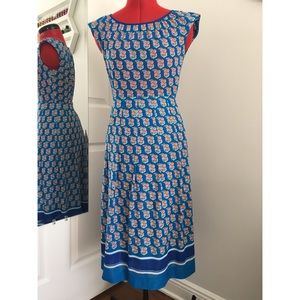 {St Sophia} Floral Cap Sleeve Dress size 4